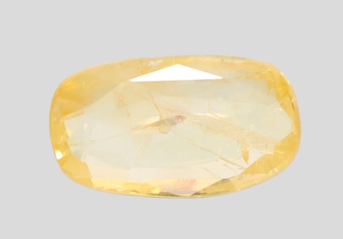 YELLOW SAPPHIRE 6.62 Ct. YELLOW SAPPHIRE 6.62 Ct.
