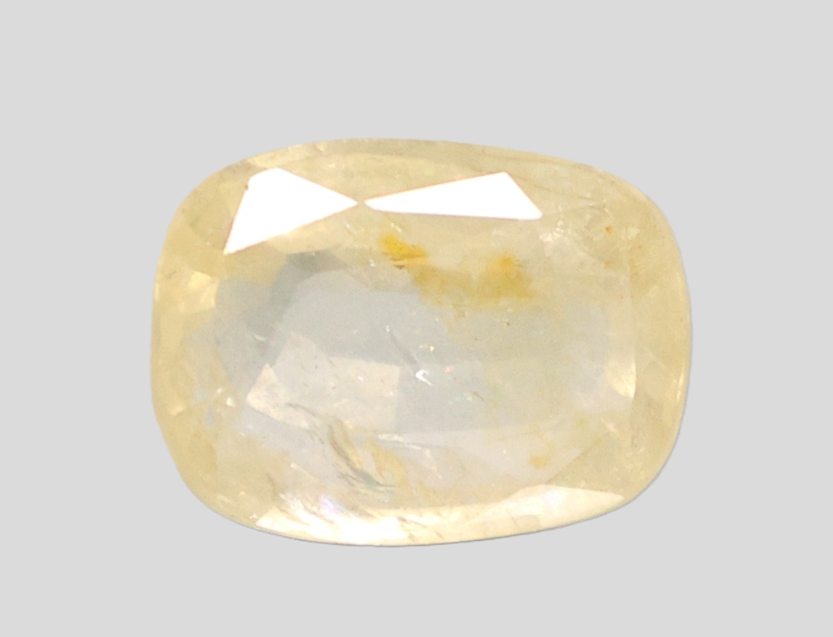 YELLOW SAPPHIRE 6.62 Ct. YELLOW SAPPHIRE 6.62 Ct.