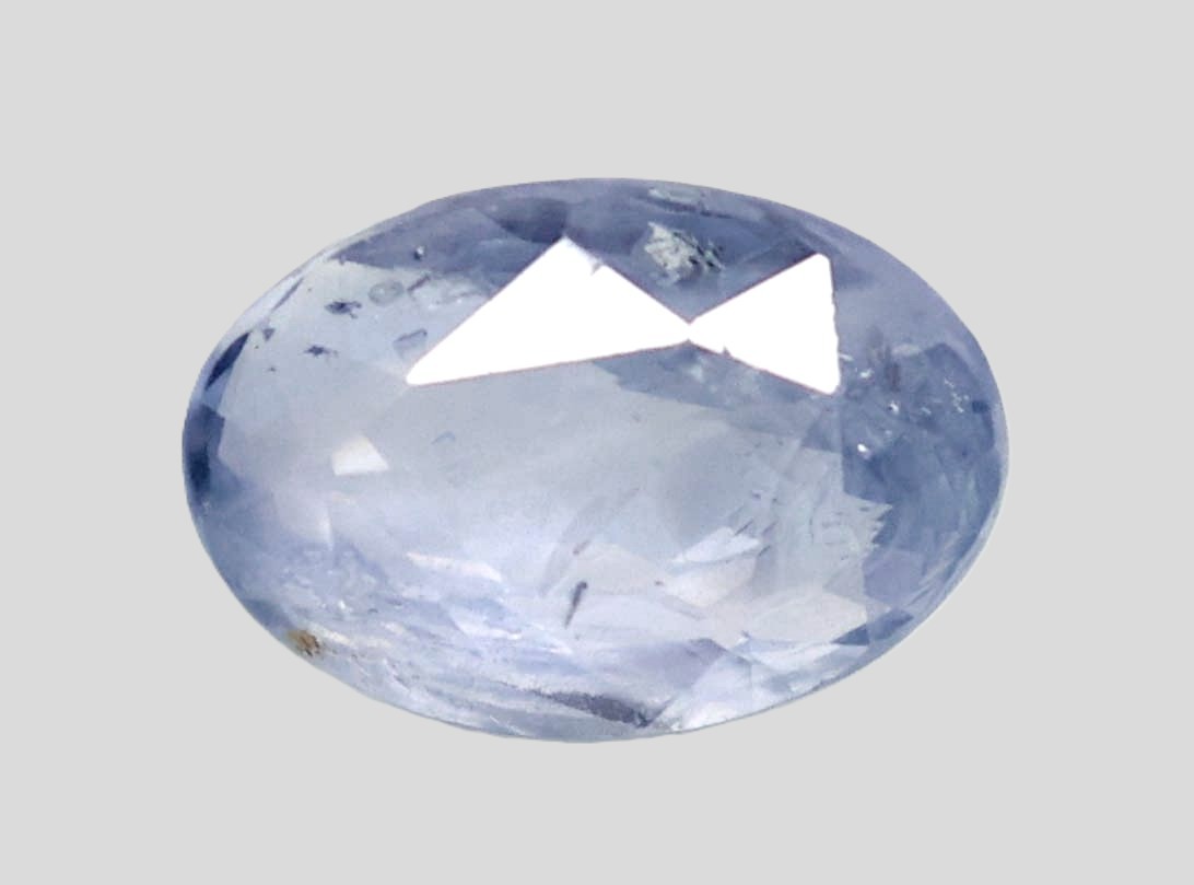 BLUE SAPPHIRE 4.11 Ct.