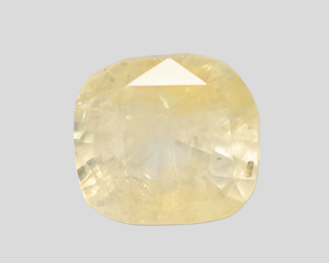 YELLOW SAPPHIRE 7 Ct.