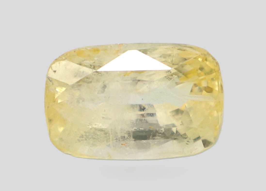 YELLOW SAPPHIRE 6.03 Ct.