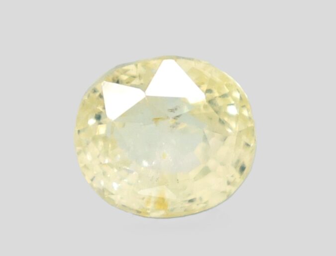 YELLOW SAPPHIRE 5.92 Ct.