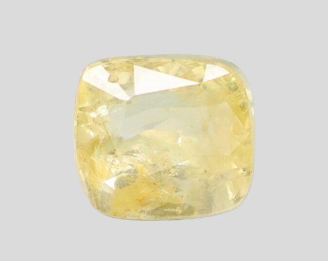 YELLOW SAPPHIRE 5.58 Ct.