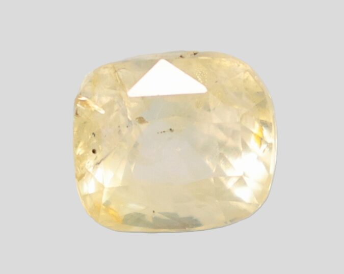YELLOW SAPPHIRE 5.41 Ct. YELLOW SAPPHIRE 5.41 Ct.