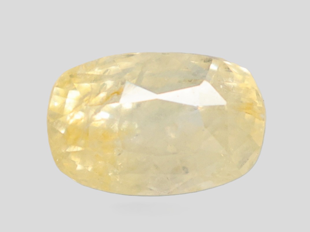 YELLOW SAPPHIRE 6.13 Ct. YELLOW SAPPHIRE 6.13 Ct.