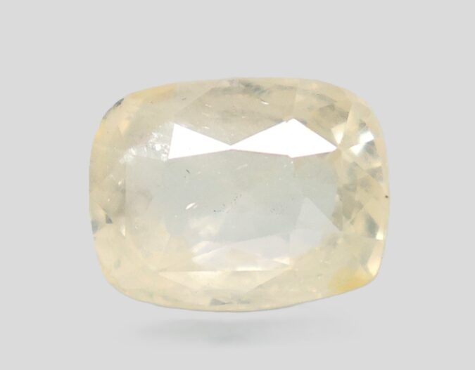 YELLOW SAPPHIRE 7.09 Ct.