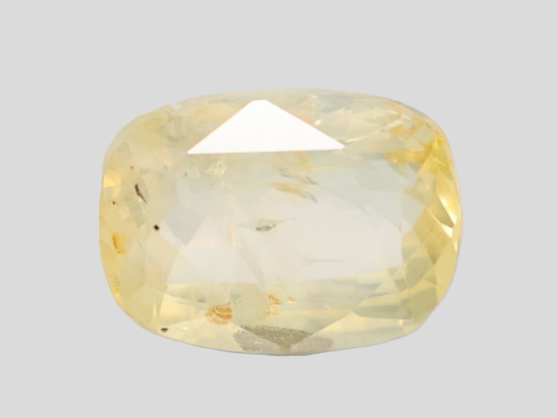 YELLOW SAPPHIRE 5.4 Ct.