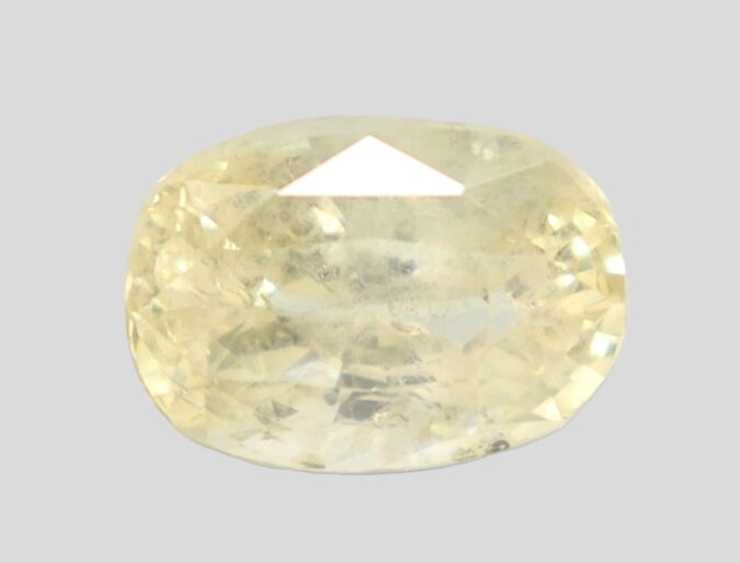 YELLOW SAPPHIRE 5.83 Ct.
