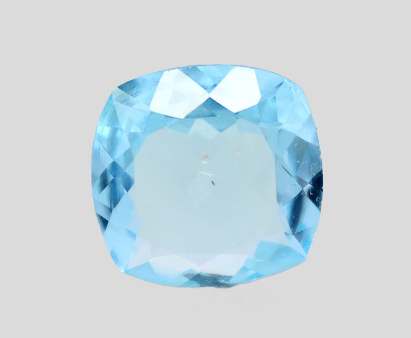 BLUE TOPAZ 4.59 Ct.