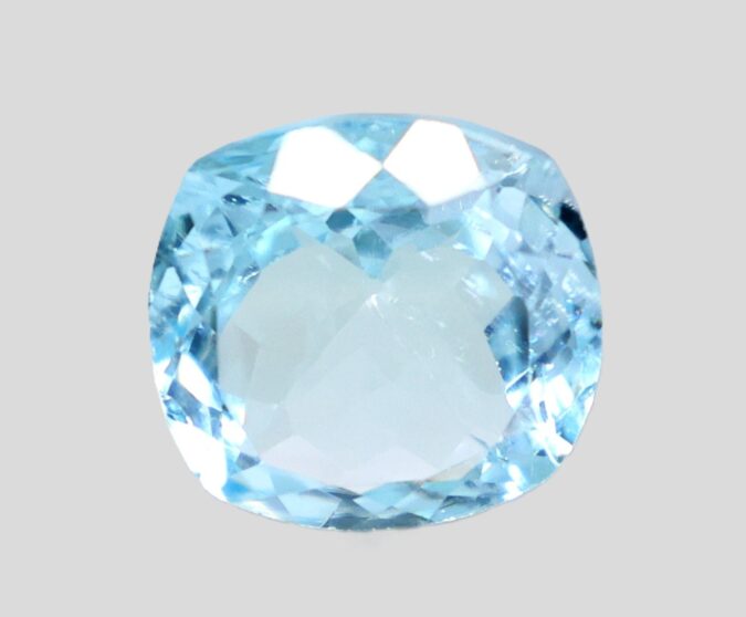BLUE TOPAZ 7.18 Ct. BLUE TOPAZ 7.18 Ct.