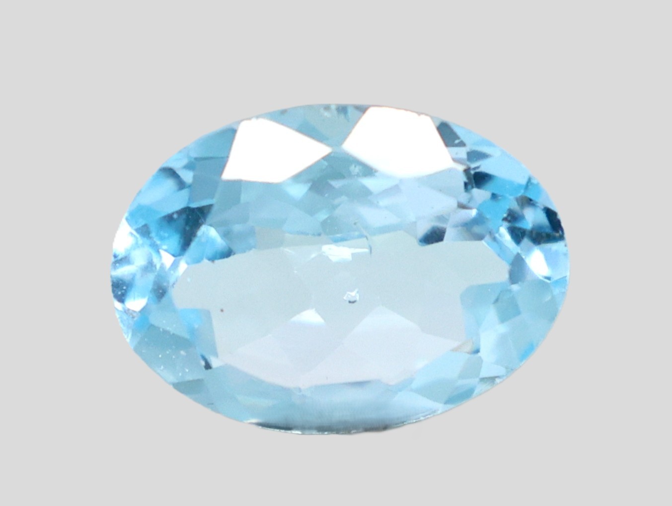 BLUE TOPAZ 5.59 Ct.