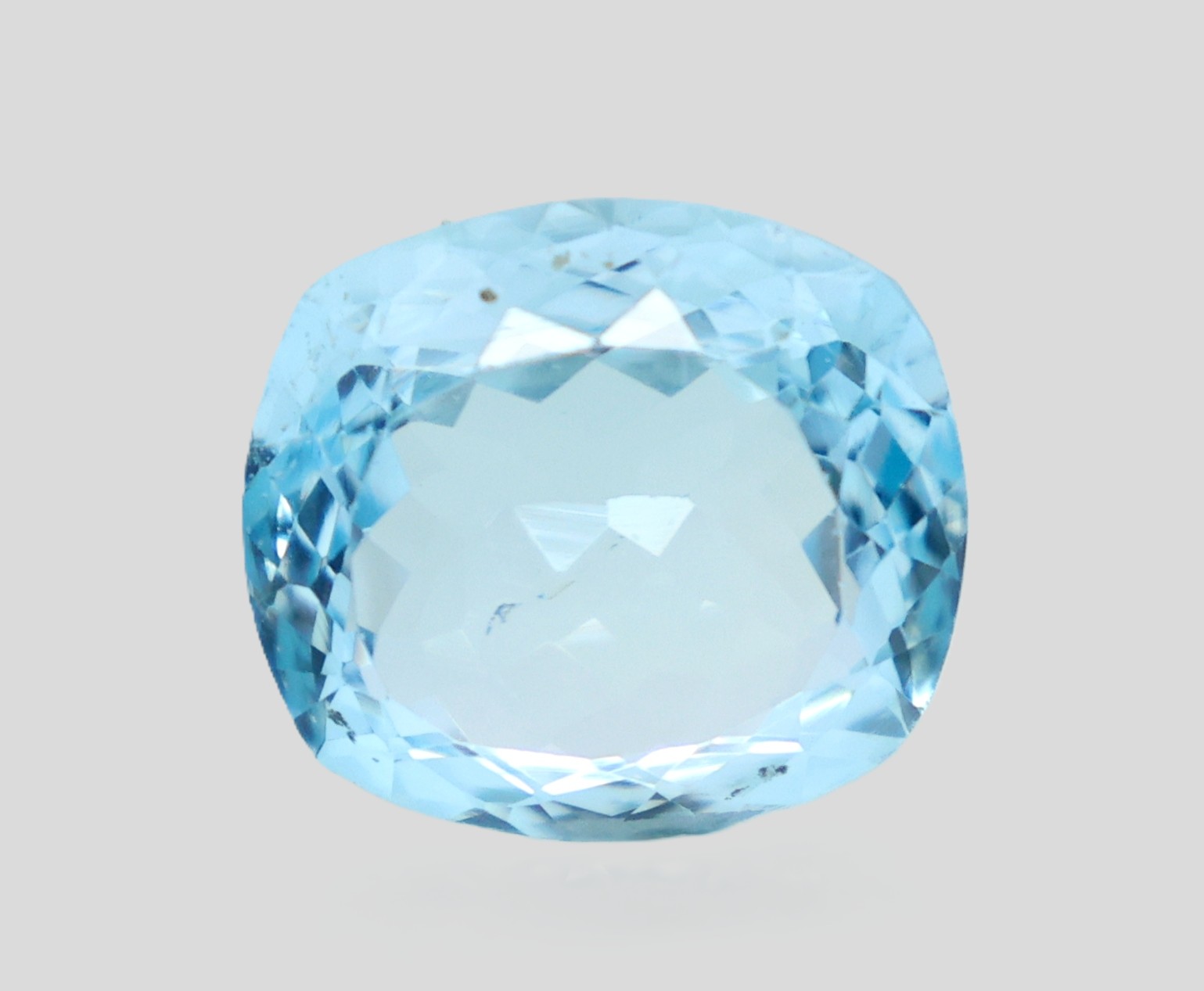 BLUE TOPAZ 7.89 Ct.