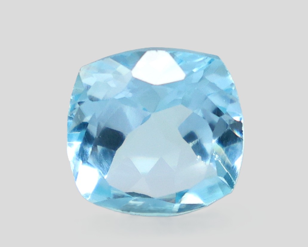 BLUE TOPAZ 2.77 Ct.