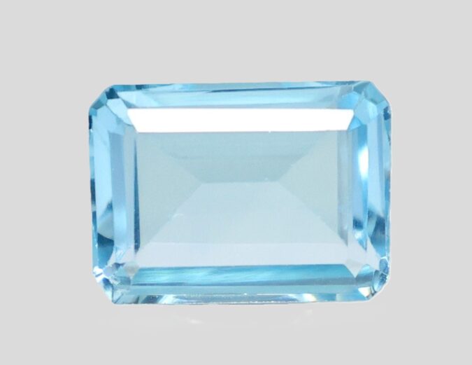 BLUE TOPAZ 4.79 Ct. BLUE TOPAZ 4.79 Ct.