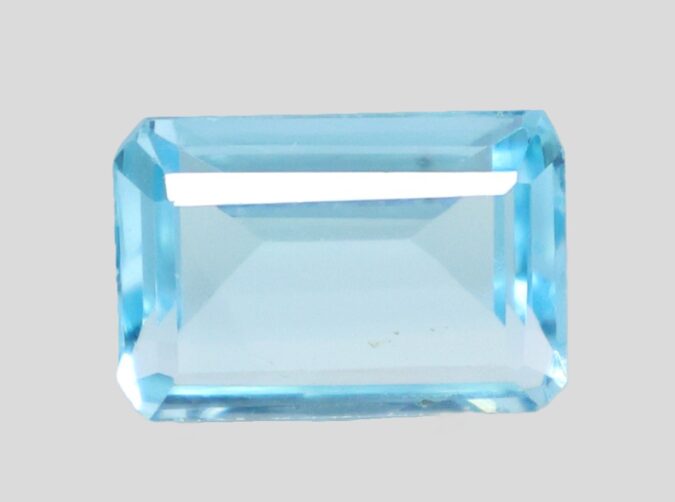 BLUE TOPAZ 4.66 Ct. BLUE TOPAZ 4.66 Ct.